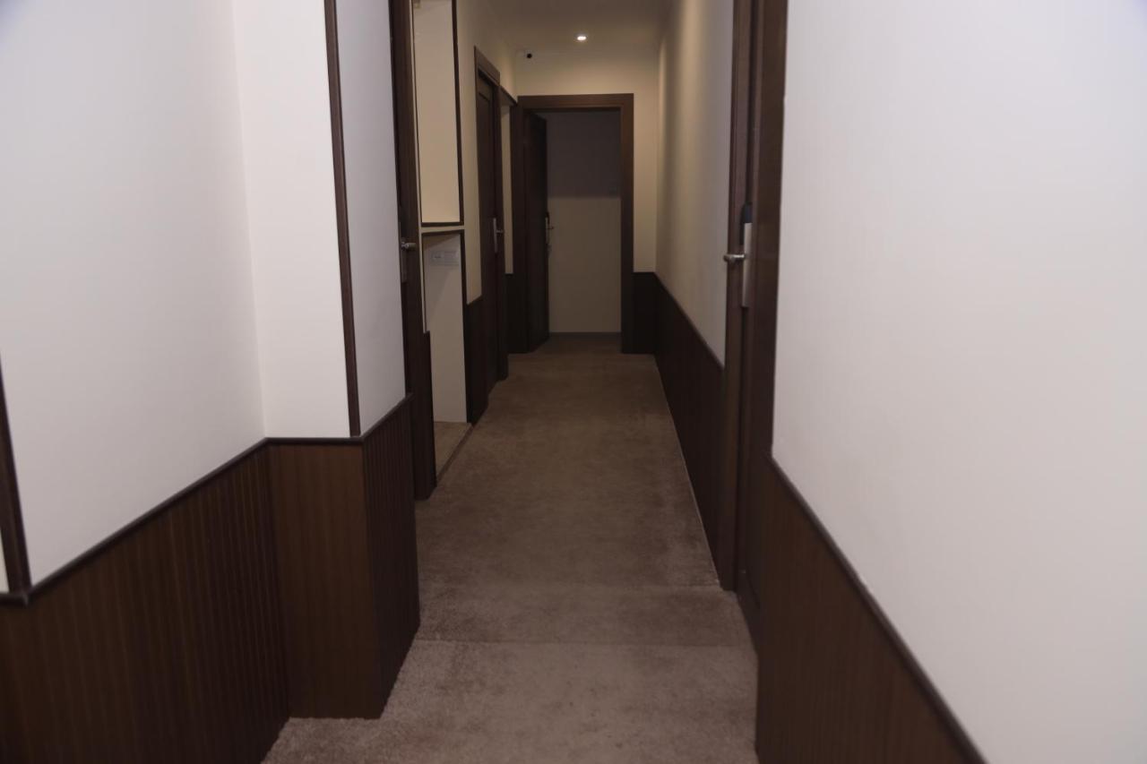 Delin Hotel And Tours Yerevan Luaran gambar