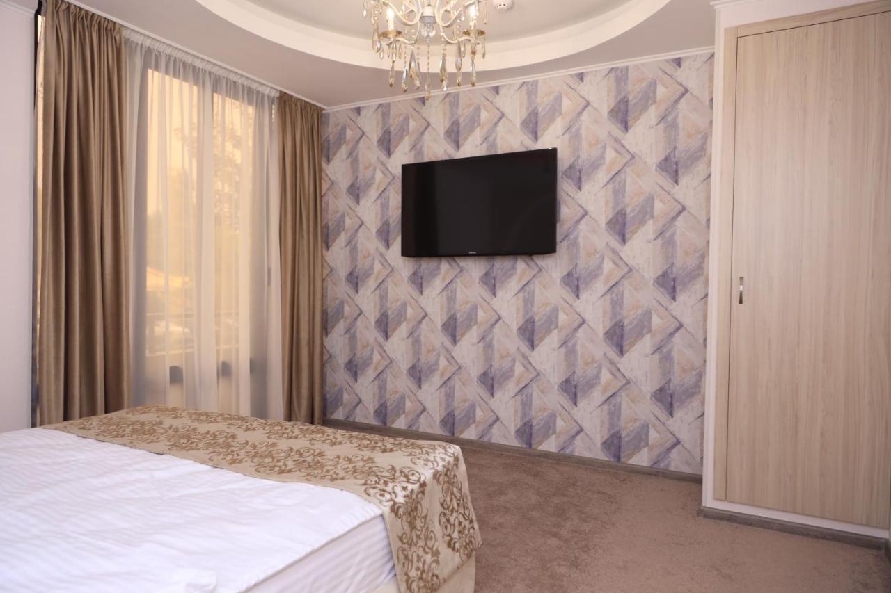 Delin Hotel And Tours Yerevan Luaran gambar
