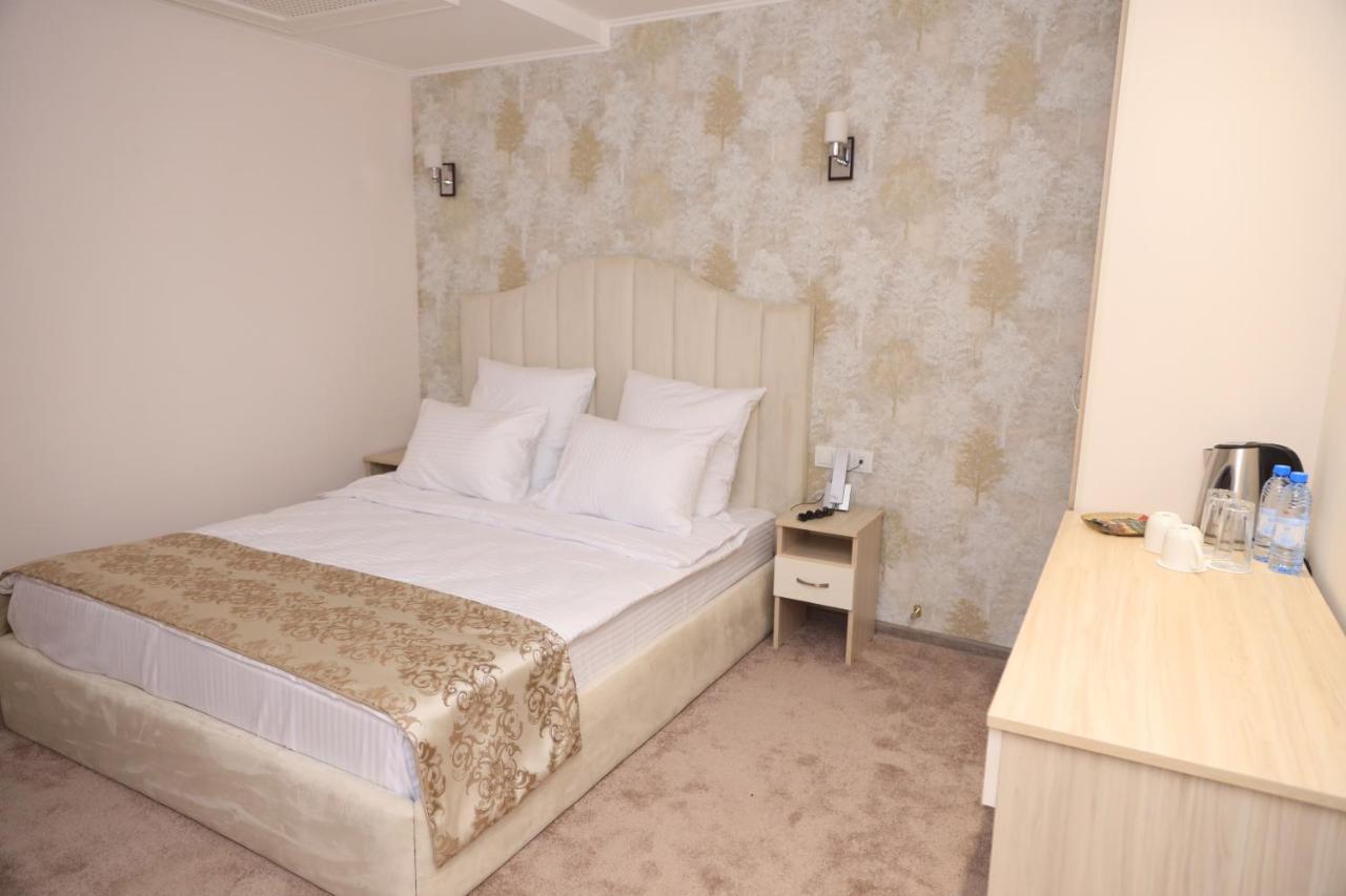Delin Hotel And Tours Yerevan Luaran gambar