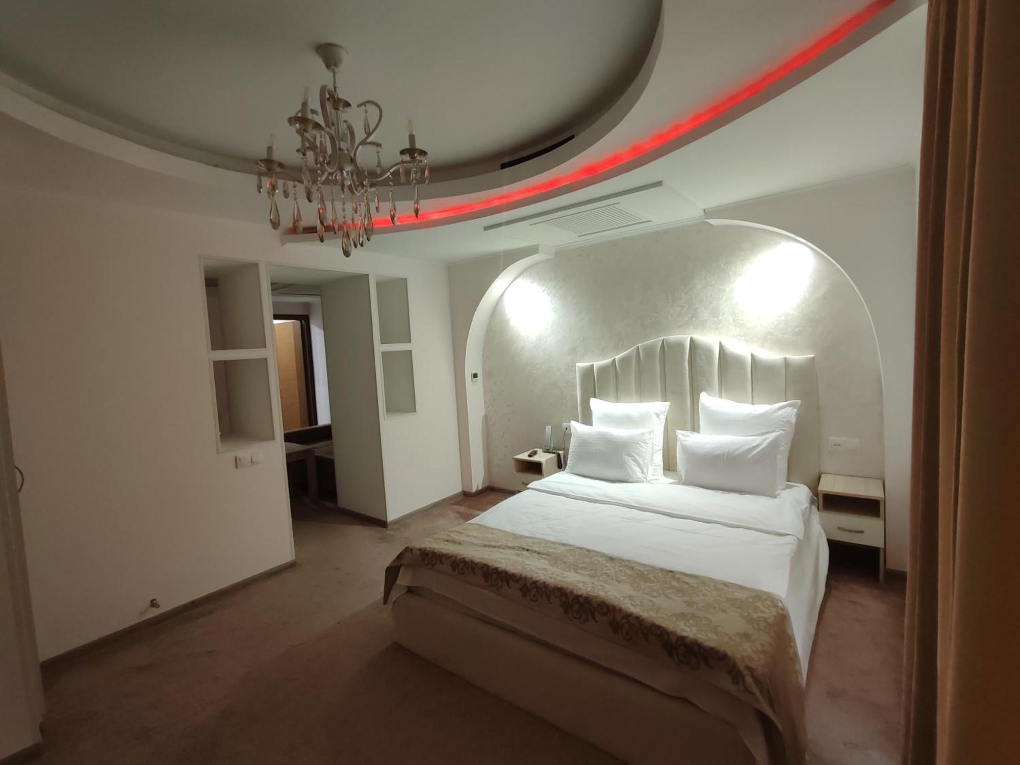 Delin Hotel And Tours Yerevan Luaran gambar