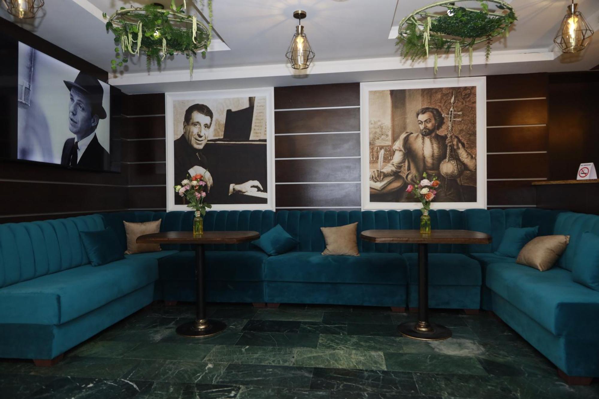 Delin Hotel And Tours Yerevan Luaran gambar